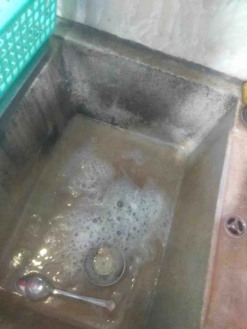 Sau khi hoàn thành sửa bồn rửa chén tại Thủ Đức — thợ Lê Đăng Tuấn