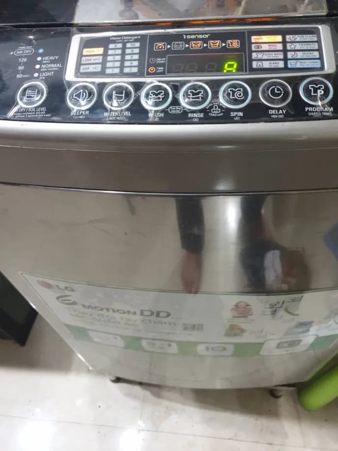 Sau khi hoàn thành sửa máy giặt cửa trên LG tại Quận 8 — thợ Phan Chí Tâm