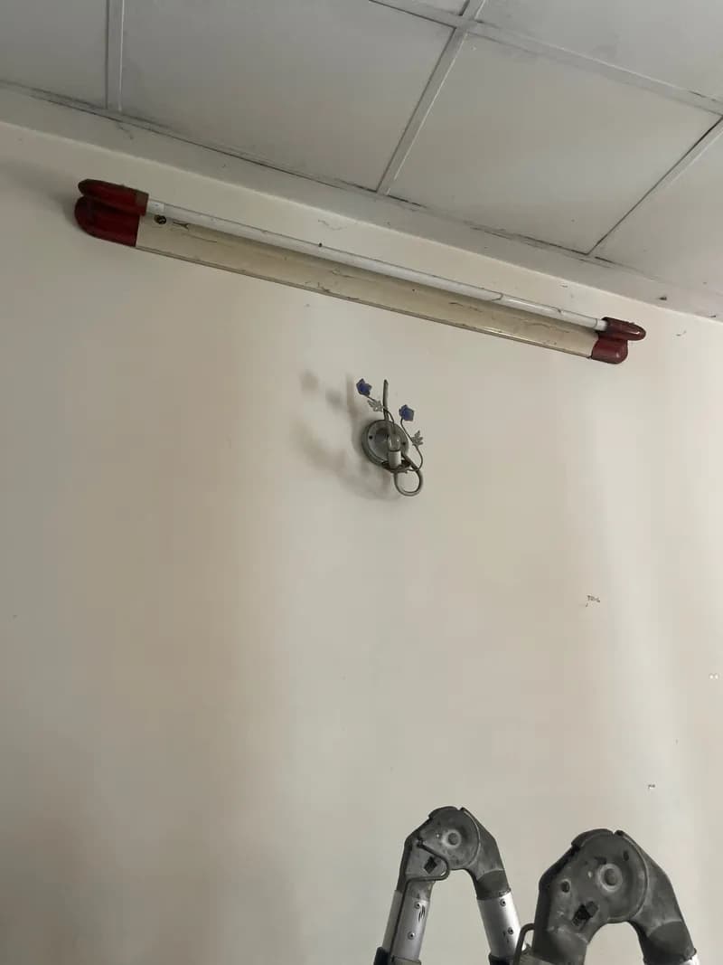 Trước sửa đèn LED Philips tại Bình Thạnh — thợ Nguyễn Quốc Bảo