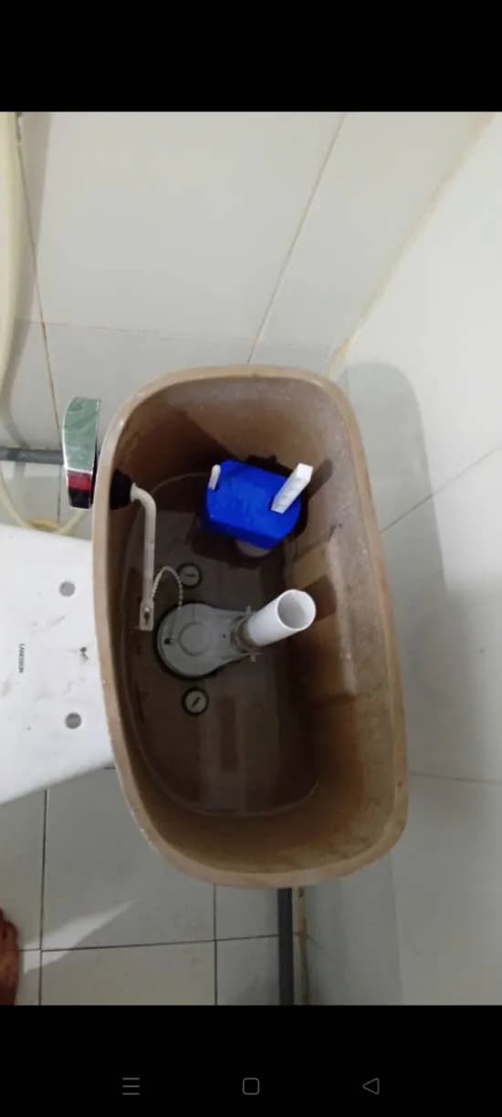 Sau khi hoàn thành sửa bồn cầu Lanssun tại Phường 28, Bình Thạnh — thợ Lê Đăng Tuấn