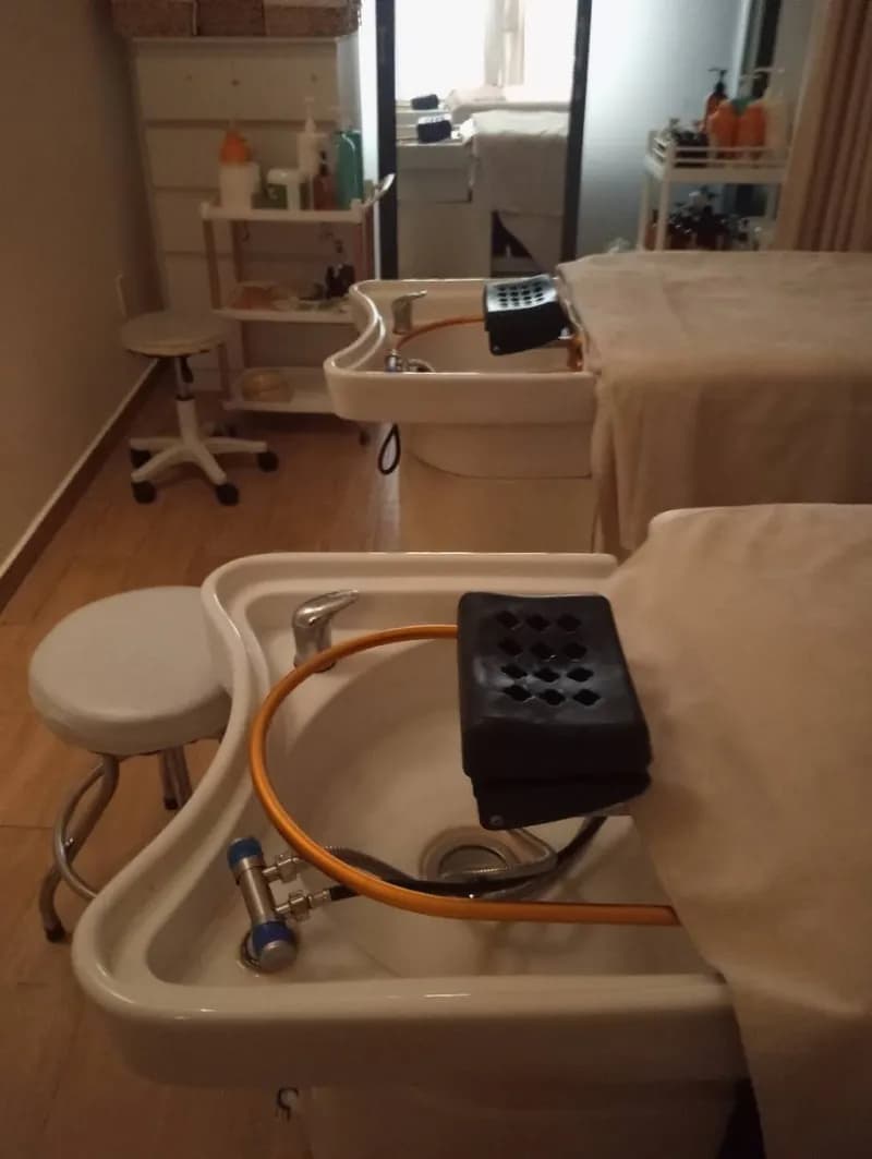 Sau khi hoàn thành sửa bồn gội đầu tại phường bến thành quận 1, Quận 1 — thợ Võ Hồng Hải
