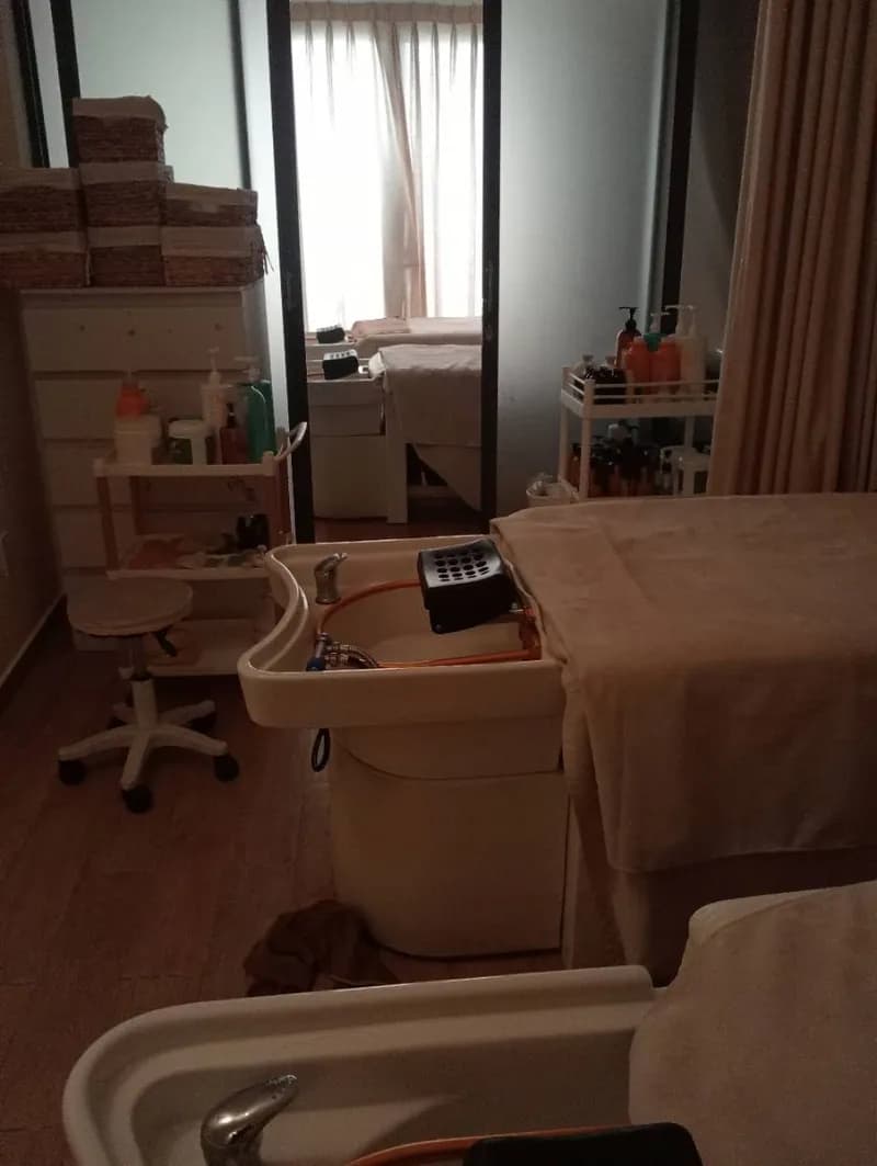 Trước sửa bồn gội đầu tại phường bến thành quận 1, Quận 1 — thợ Võ Hồng Hải