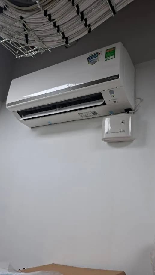 Sau khi hoàn thành sửa máy lạnh treo tường Daikin tại Quận 10 — thợ Nguyễn Thanh Tiến