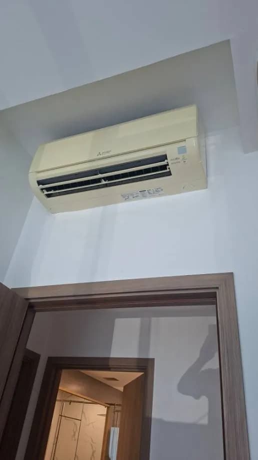 Sau khi hoàn thành sửa máy lạnh treo tường Mitsubishi tại Bình Thạnh — thợ Nguyễn Thanh Tiến (5 sao)