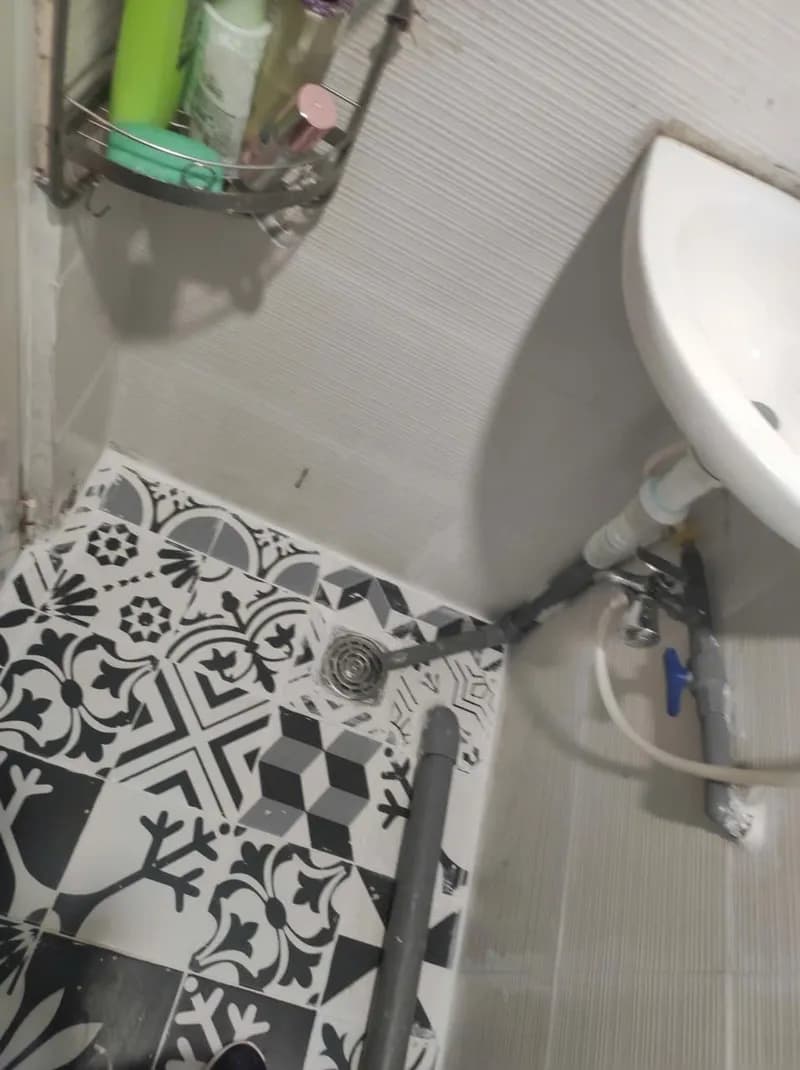 Trước sửa đường ống nước lavabo tại Phường An Phú, Thủ Đức — thợ Bùi Văn An