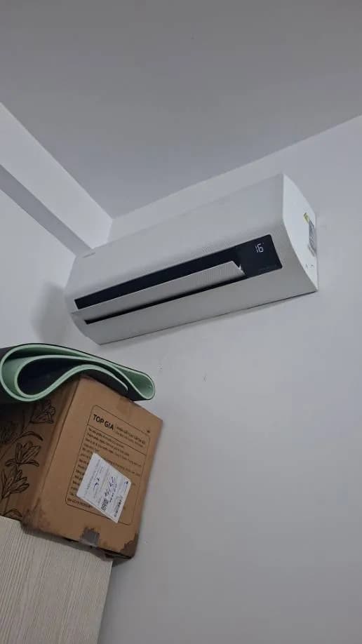 Sau khi hoàn thành sửa máy lạnh treo tường Samsung tại TPHCM — thợ Nguyễn Thanh Tiến