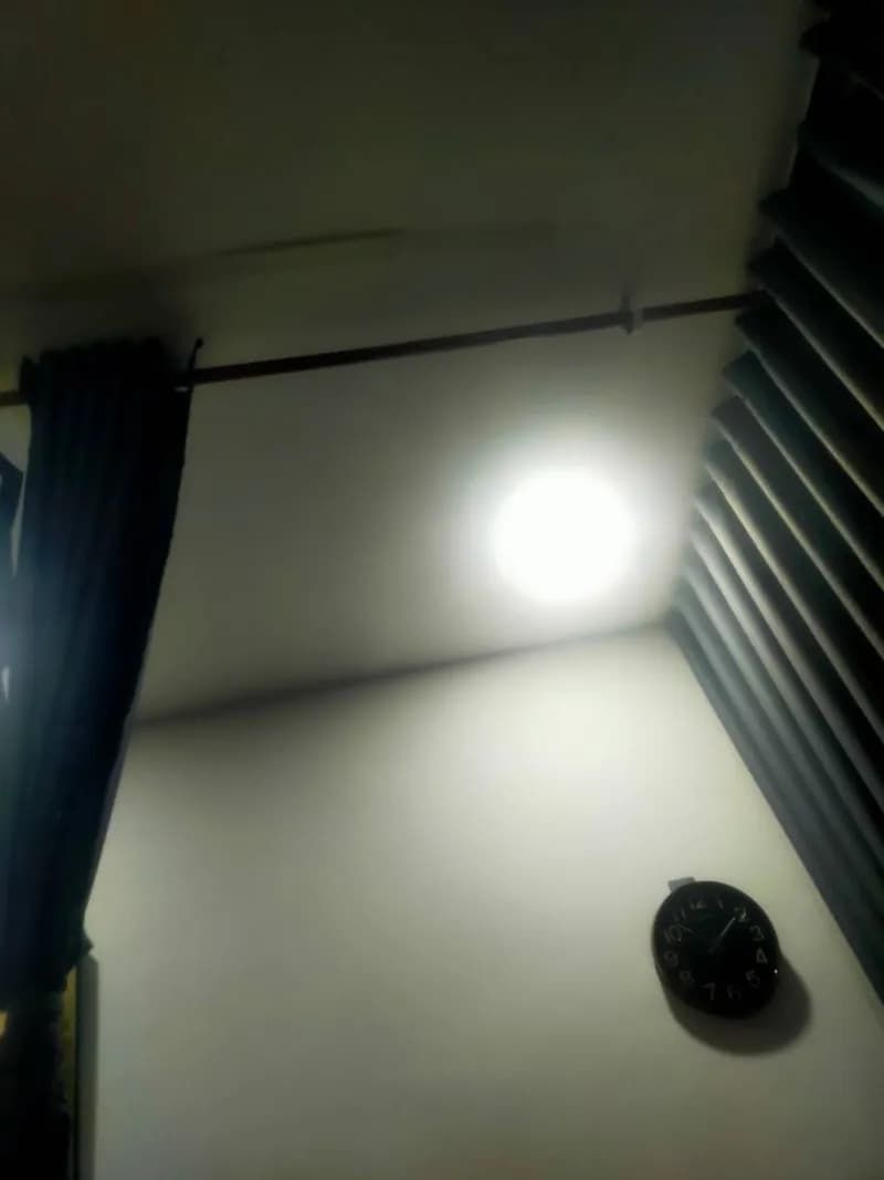 Trước sửa thanh treo rèm Bosch tại Quận 1 — thợ Lê Đăng Tuấn