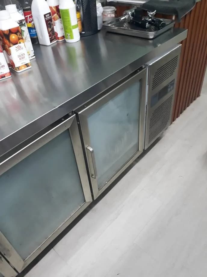 Trước sửa bàn mát tại Phường 13, Gò Vấp — thợ Đặng Anh Huy