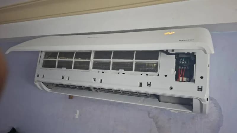 Trước sửa máy lạnh treo tường Casper tại Tân Phú — thợ Nguyễn Thanh Tiến