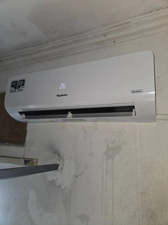 Vệ sinh máy lạnh treo tường tại Phường 13, Tân Bình tại Phường 13, Tân Bình