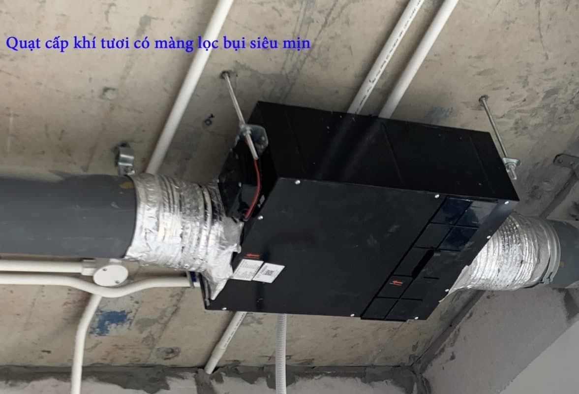 Quạt cấp khí tươi là một thiết bị thông gió cơ học giúp đưa không khí sạch từ ngoài vào nhà.
