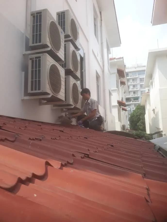 Sau khi hoàn thành sửa máy lạnh Daikin tại Quận 7 — thợ Đặng Anh Huy