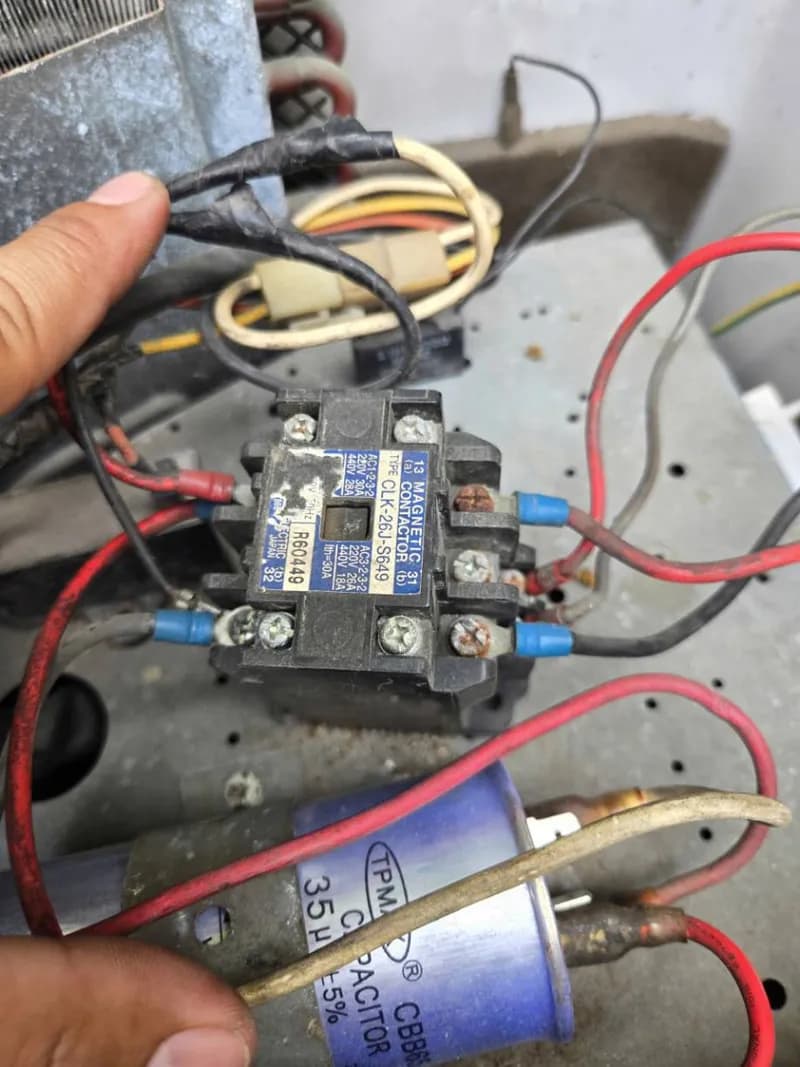 Trước sửa cục nóng máy lạnh TRIMAX tại TPHCM — thợ Lê Hữu Lộc