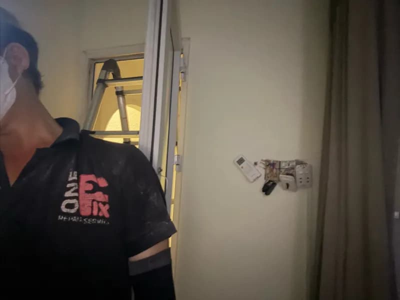Sau khi hoàn thành sửa điều khiển máy lạnh tại Tân Phú — thợ Hồ Như Vũ