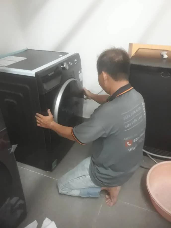 Sau khi hoàn thành sửa máy giặt cửa ngang SAMSUNG tại Xã Bình Hưng, Bình Chánh — thợ Đặng Anh Huy
