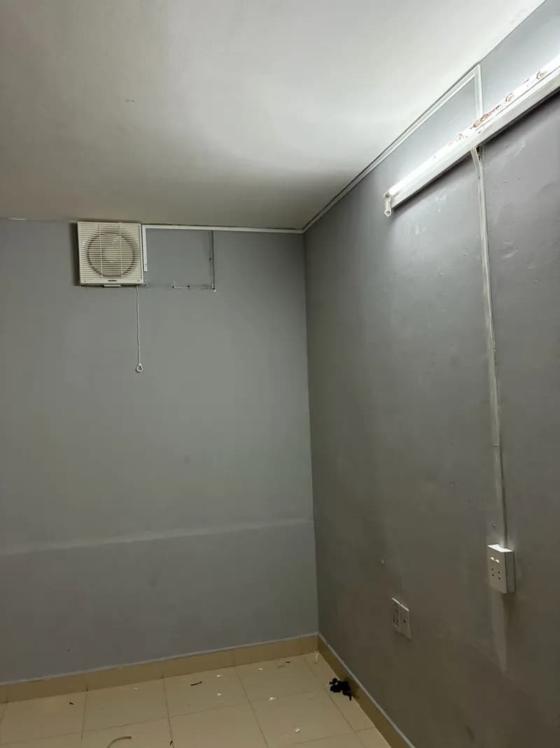 Lắp đặt quạt hút Senko 250 gia cố khung tường tại TPHCM tại TPHCM