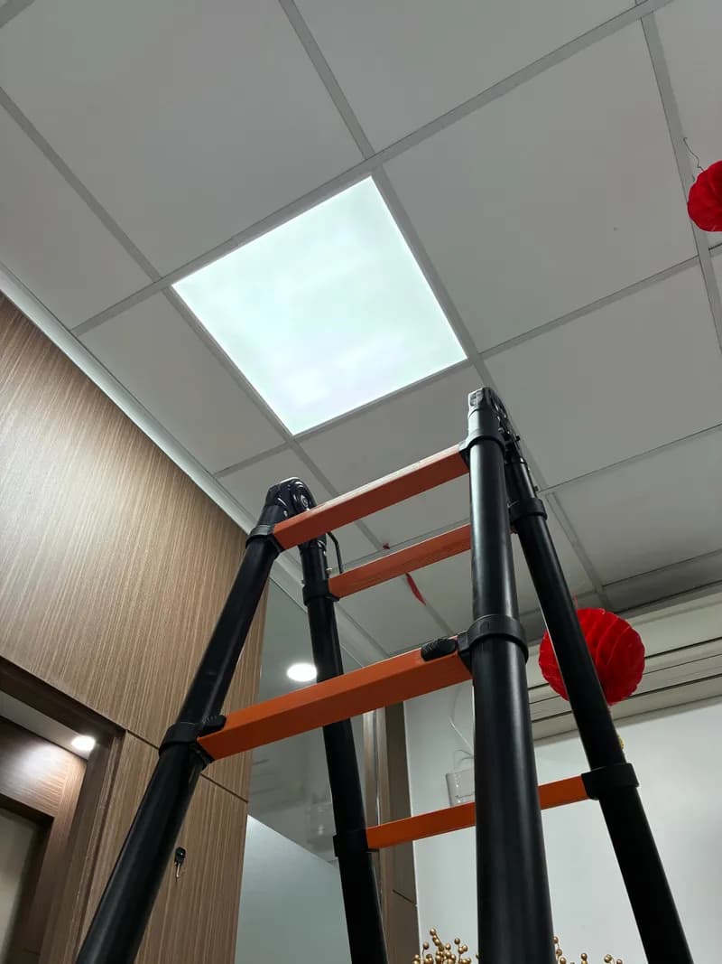 Thay thế đèn LED âm trần 600x600 tại phường Tân Bình, Tân Bình tại Phường Tân Bình, Tân Bình