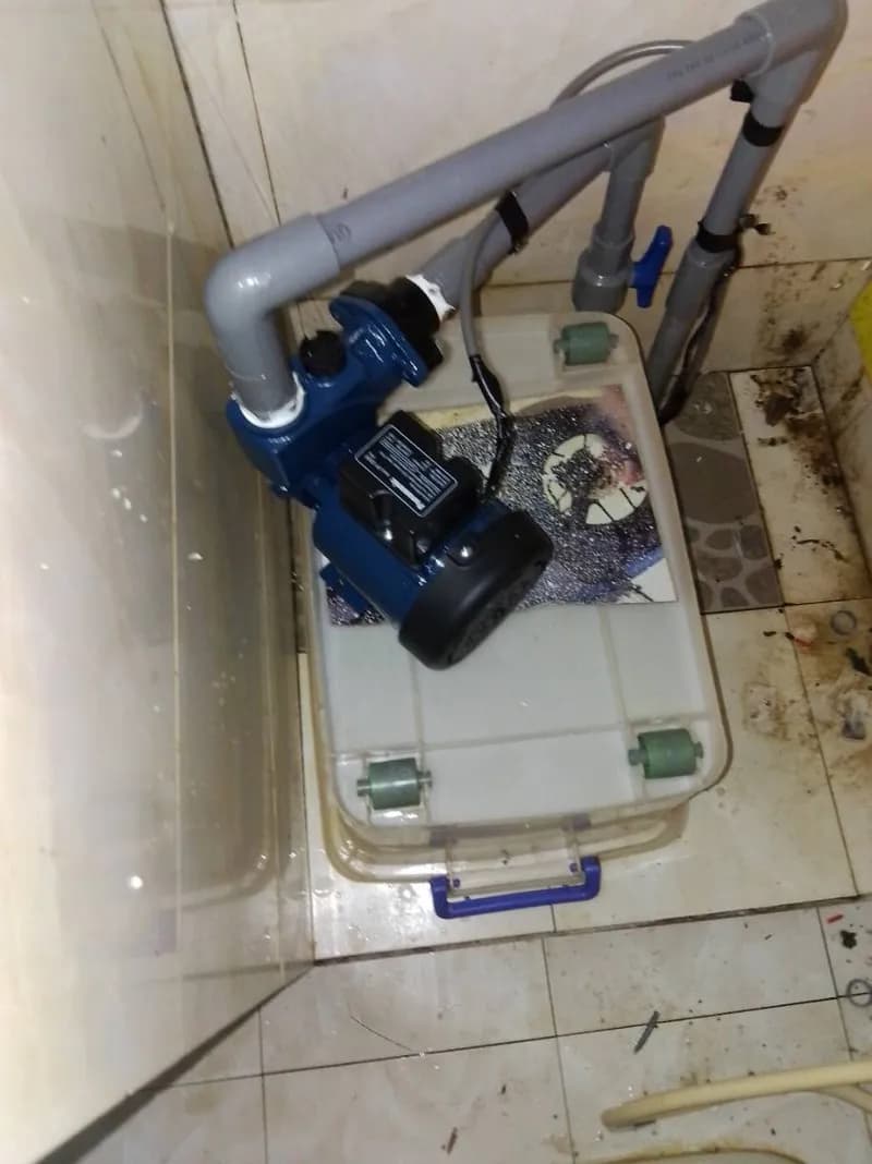 Thay thế máy bơm tăng áp Panasonic cho nhà vệ sinh tại TPHCM tại TPHCM
