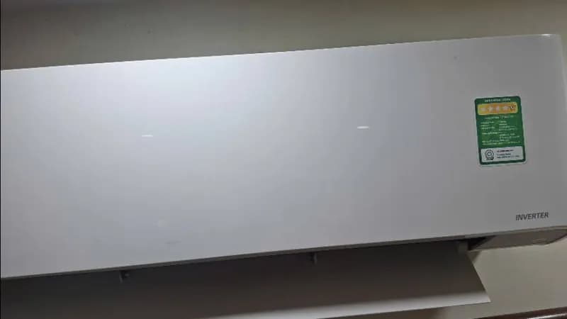 Trước sửa: Vệ sinh máy lạnh Toshiba Inverter chuyên sâu tại Gò Vấp tại Phường Gò Vấp, Gò Vấp — thợ Lê Hữu Lộc
