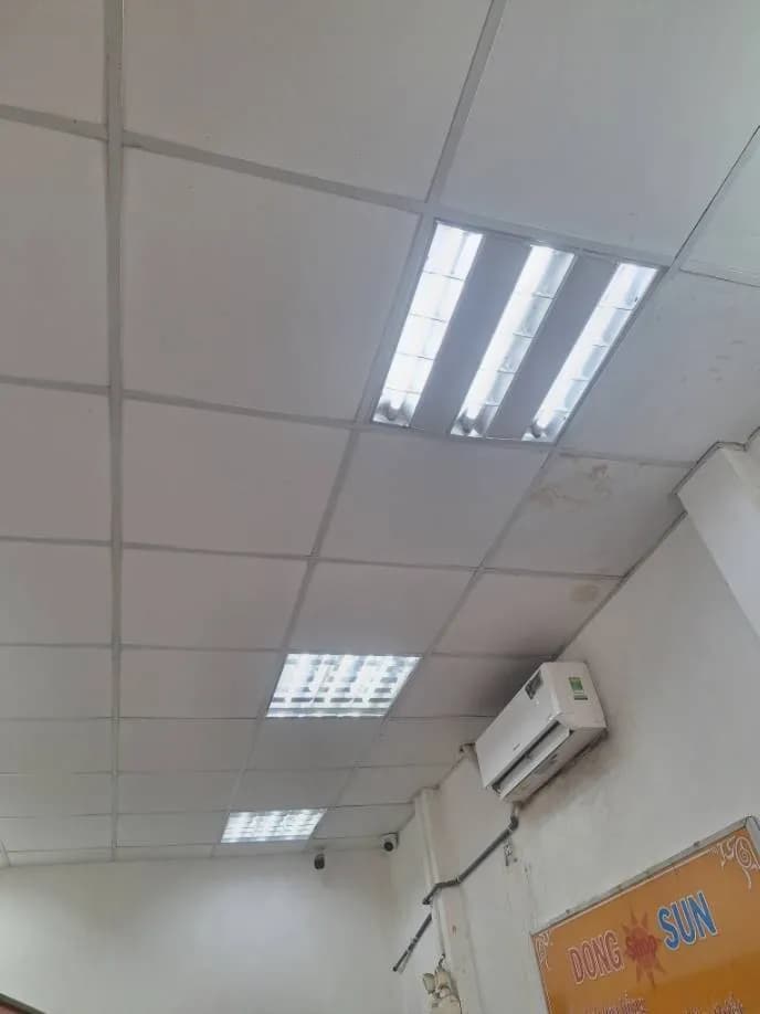 Thay thế đèn huỳnh quang bằng đèn LED âm trần Quận 5 tại P.HCM, Quận 5