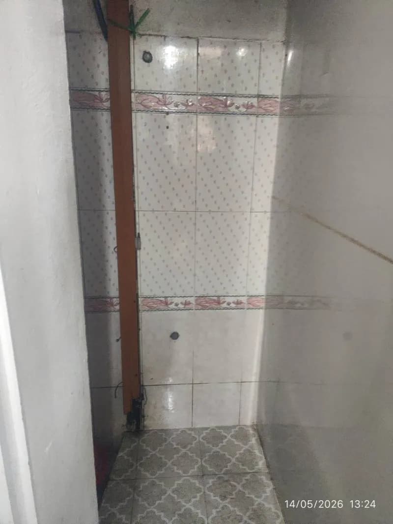 Trước sửa vòi sen tắm tại Phú Nhuận — thợ Nguyễn Hoàng Khánh