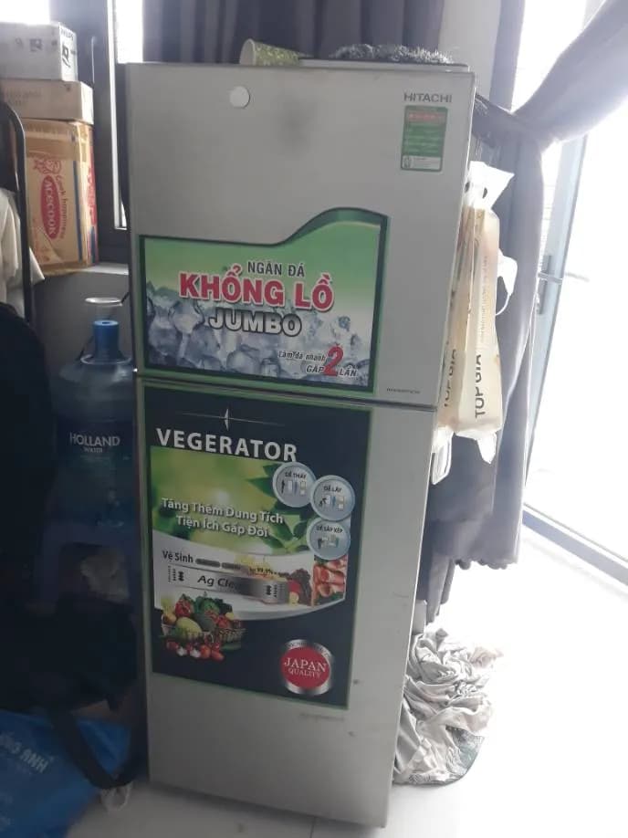 Sau khi hoàn thành sửa tủ lạnh Hitachi tại xã phong phú huyện bình chánh, Bình Chánh — thợ Đặng Anh Huy