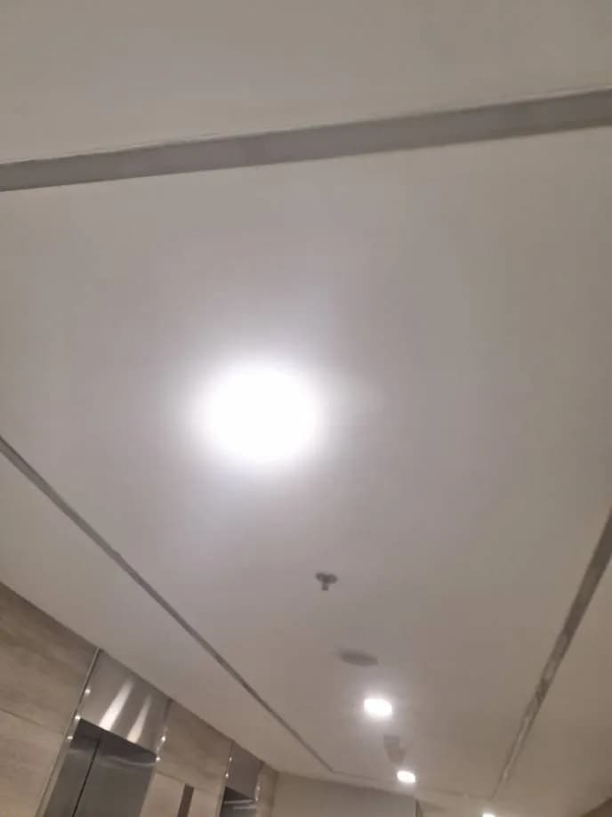 Sau khi hoàn thành sửa đèn LED âm trần Philips tại Quận 4 — thợ Trần Quốc Đông