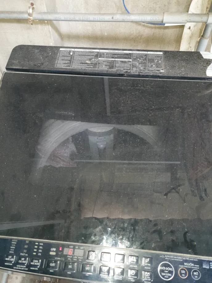 Trước sửa máy giặt cửa trên Toshiba tại Quận 1 — thợ Lê Hữu Lộc