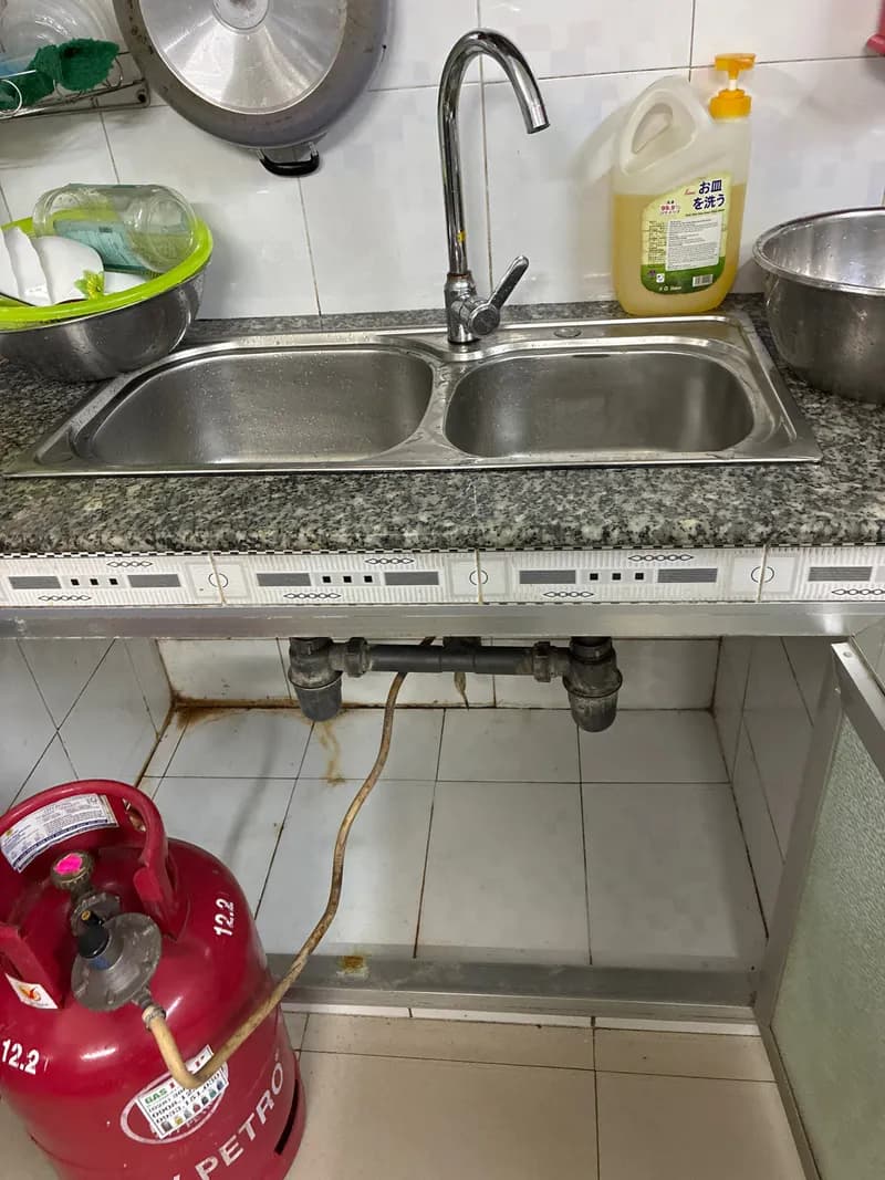 Trước sửa đường ống nước Bình Minh tại Quận 6 — thợ Dương Oai