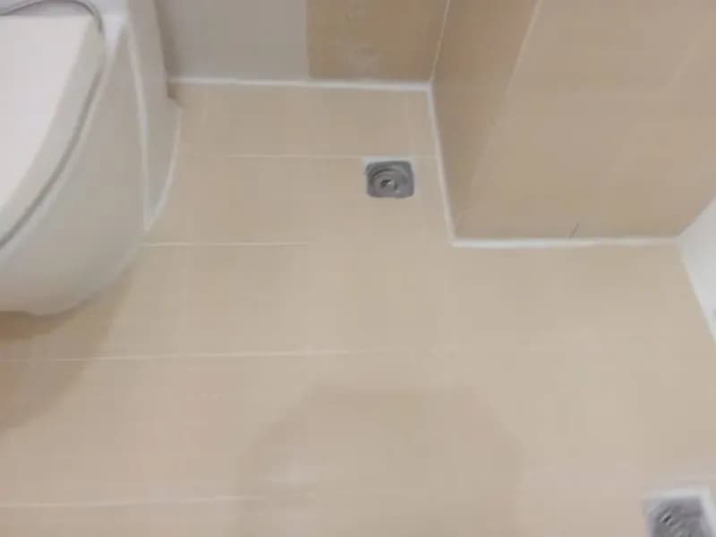 Sau khi hoàn thành sửa toilet tại Quận 5 — thợ Bùi Văn Bảo