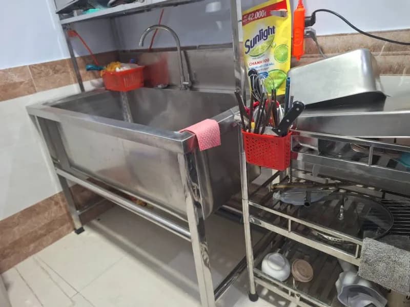 Sau khi hoàn thành sửa bồn rửa chén tại TPHCM — thợ Trần Quốc Đông (5 sao)
