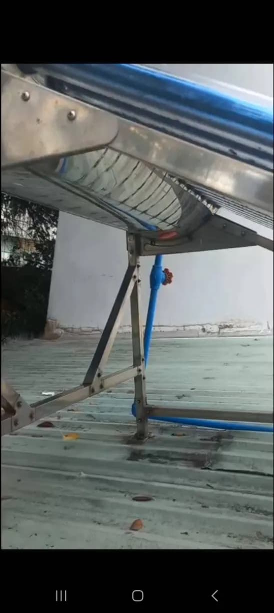Sau khi hoàn thành sửa máy nước nóng năng lượng mặt trời tại Gò Vấp — thợ Bùi Văn Bảo (5 sao)