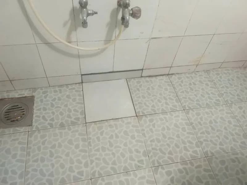 Sau khi hoàn thành sửa đường ống nước Bình Minh tại Tân Phú — thợ Bùi Văn Bảo