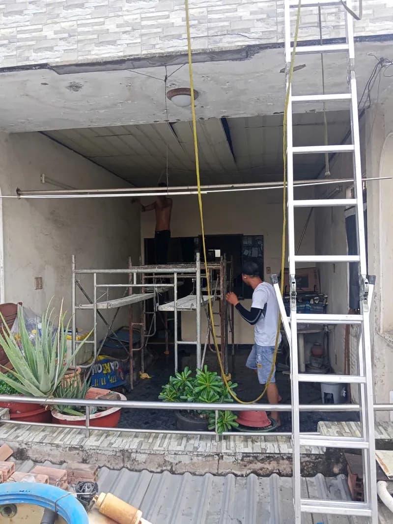 Trước sửa trần thả thạch cao Vĩnh Tường tại Phường Hiệp Thành, Quận 12 — thợ Bùi Văn An
