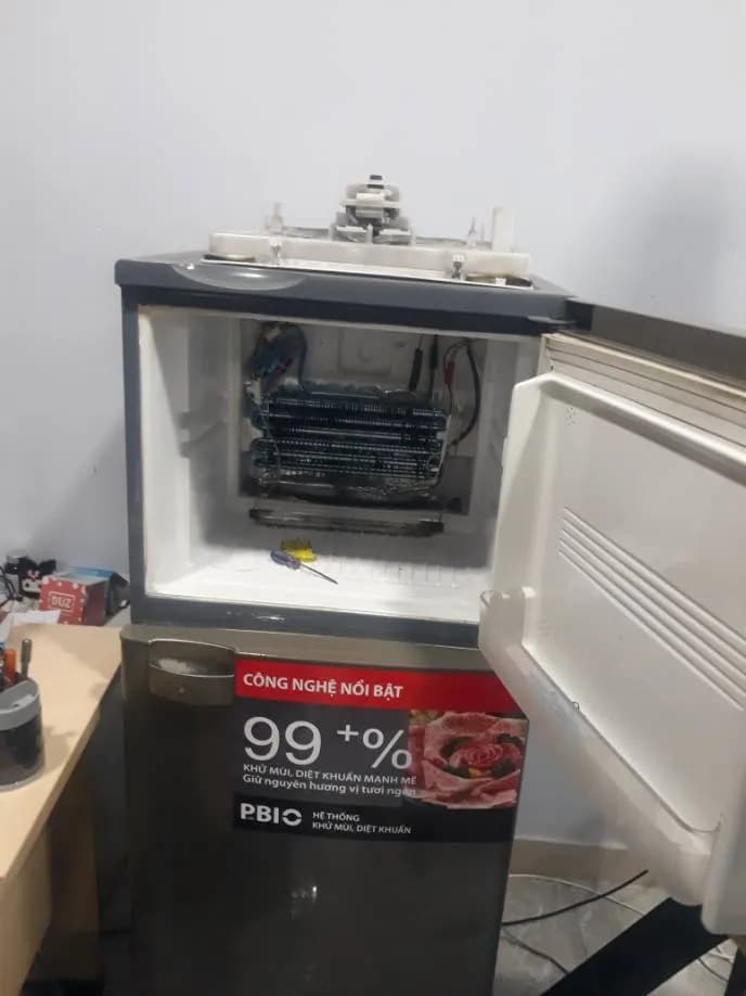 Trước sửa tủ lạnh Panasonic tại Quận 5 — thợ Đặng Anh Huy