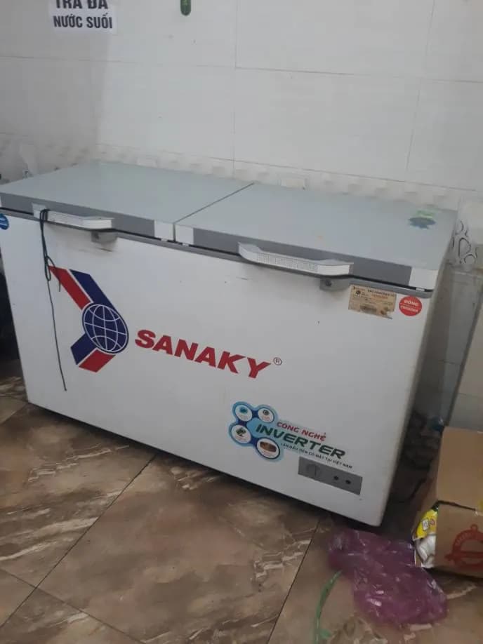 Sau khi hoàn thành sửa tủ đông Sanaky tại Quận 5 — thợ Đặng Anh Huy