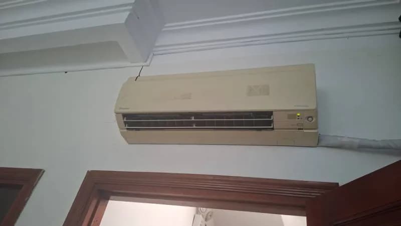 Sau khi hoàn thành sửa máy lạnh treo tường Daikin tại Quận 3 — thợ Nguyễn Thanh Tiến (4 sao)