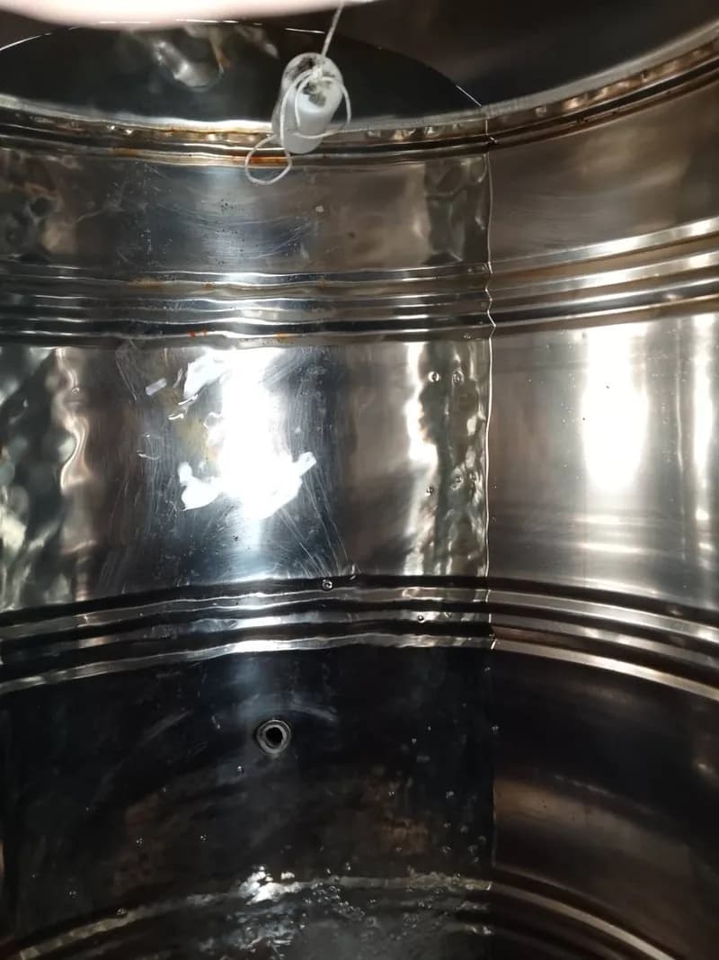 Vệ sinh bồn nước inox 1.000 lít chuyên nghiệp tại TPHCM tại Quận 8