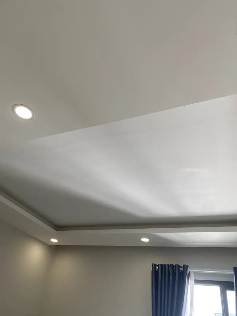 Sau khi hoàn thành sửa bể nước tại Nhà Bè — thợ Bùi Văn An