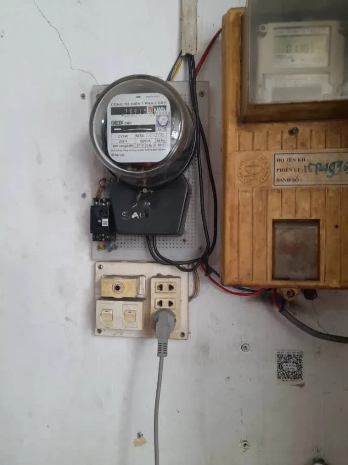 Thay thế aptomat bị hỏng, khôi phục nguồn điện tại TPHCM tại Tân Bình