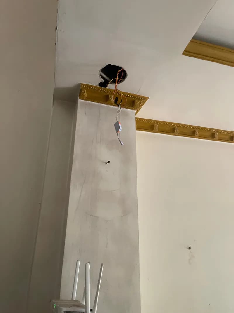 Trước sửa CB Schneider tại Hóc Môn — thợ Nguyễn Quốc Bảo