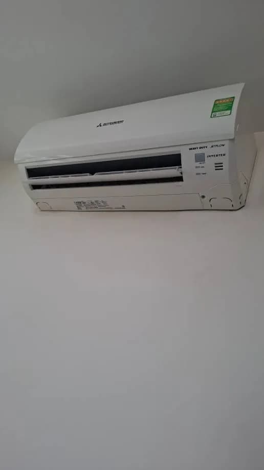 Vệ sinh máy lạnh Mitsubishi Inverter chuyên nghiệp tại quận Tân Bình tại Tân Bình