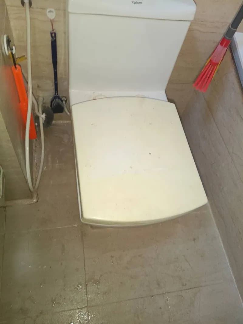 Lắp đặt bồn cầu Viglacera chuyên nghiệp tại Quận 10 tại Quận 10