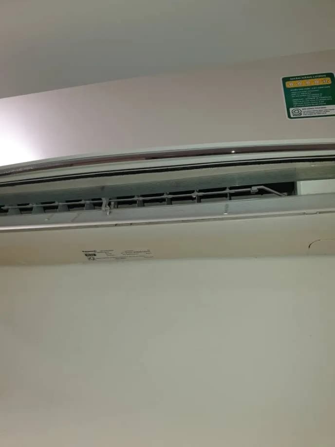 Vệ sinh thông tắc máng thoát nước máy lạnh tại Quận 7 tại Quận 7