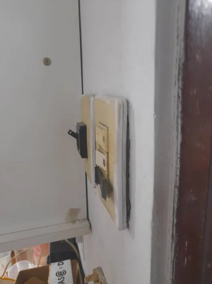 Thay thế ổ cắm, công tắc điện tại Phường 9, Quận 3 tại P.9, Quận 3