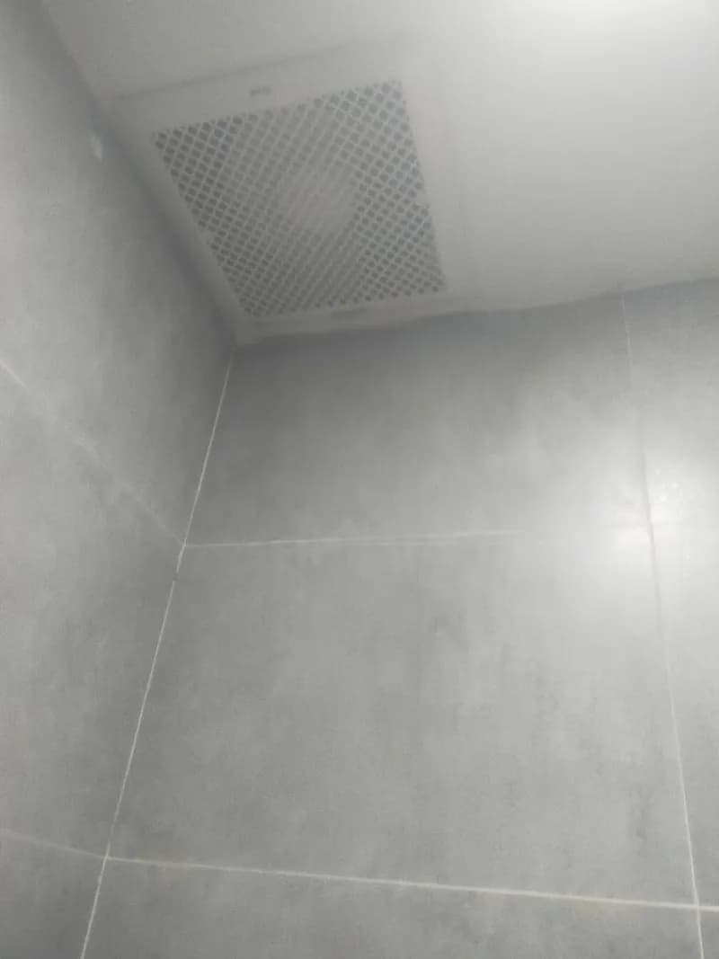 Thay thế lắp đặt quạt hút âm trần tại Quận 1 tại Quận 1