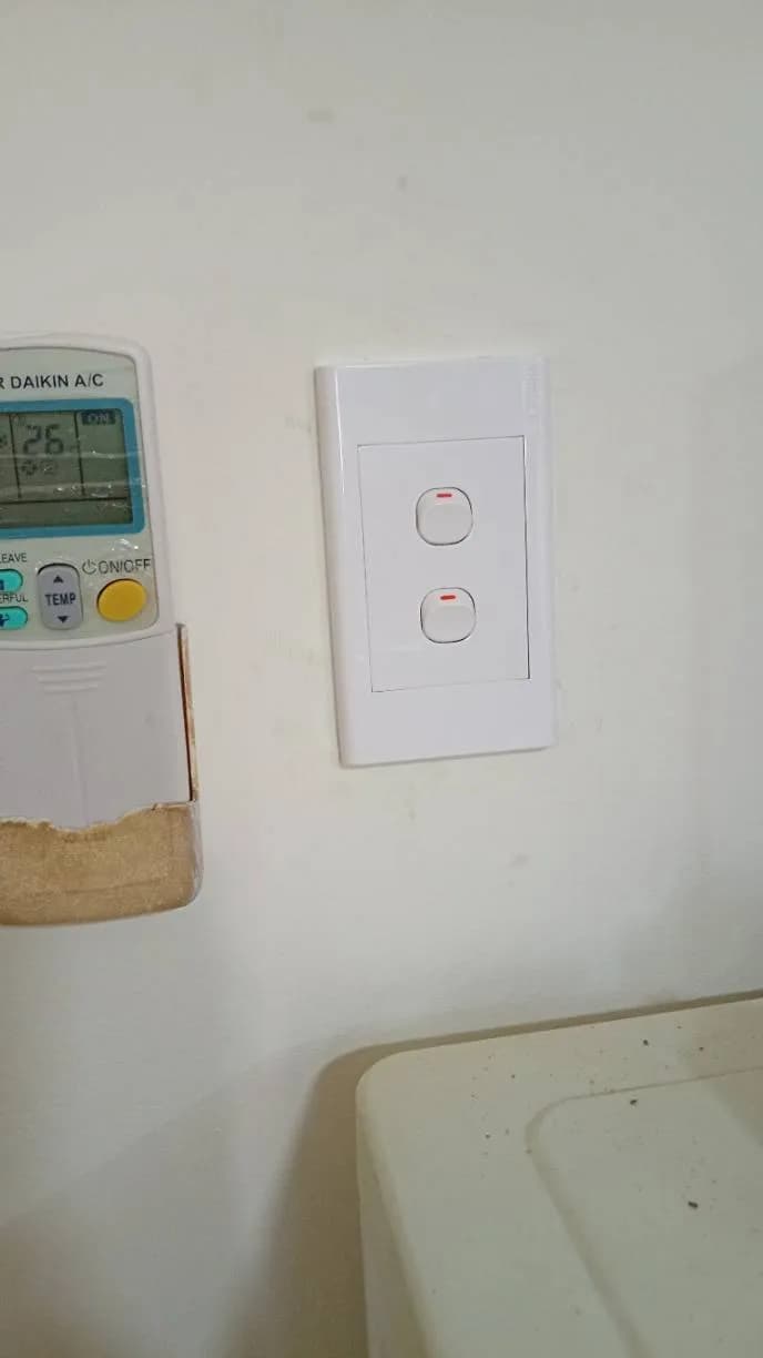 Tách đường dây điện, lắp công tắc đôi quạt đèn Bình Chánh tại P.HCM, Bình Chánh