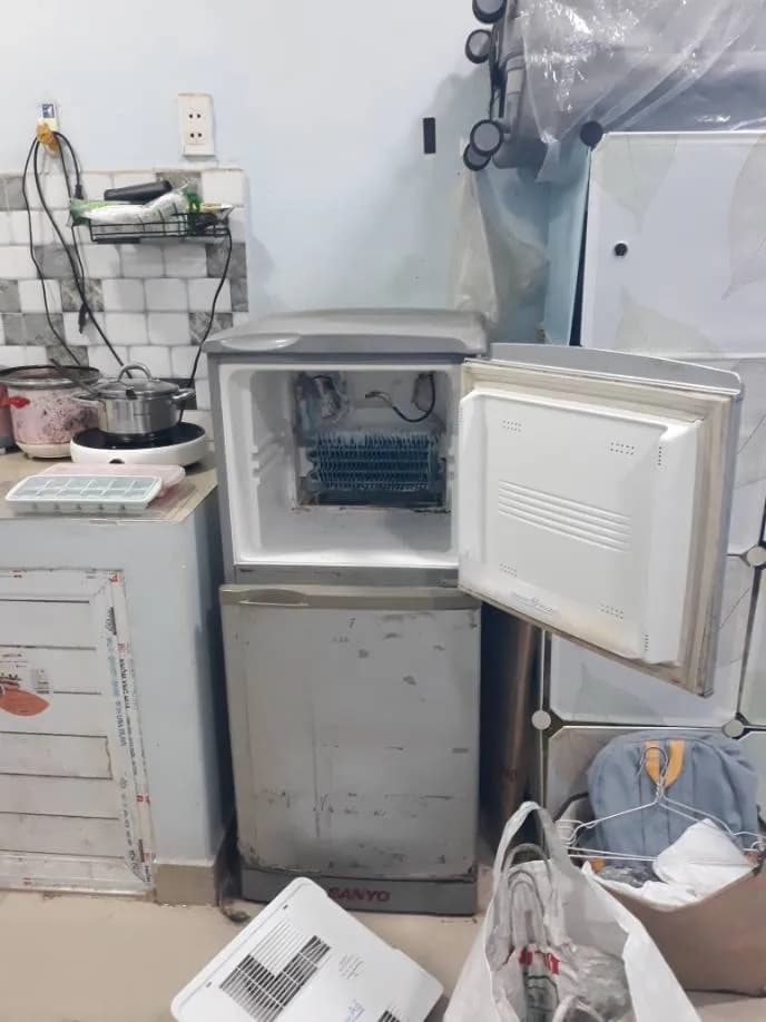 Sau khi hoàn thành sửa tủ lạnh Sanyo tại Quận 10 — thợ Đặng Anh Huy