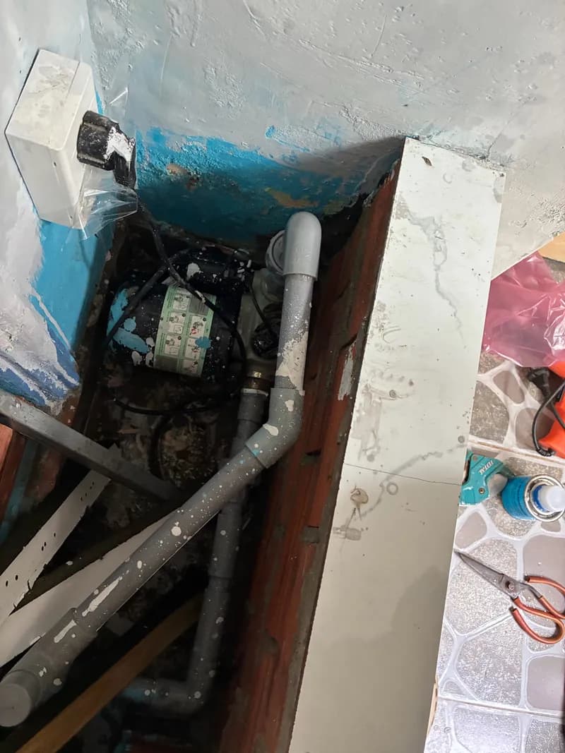 Thay ống nước máy bơm và vòi toilet tại Bình Tân tại Bình Tân