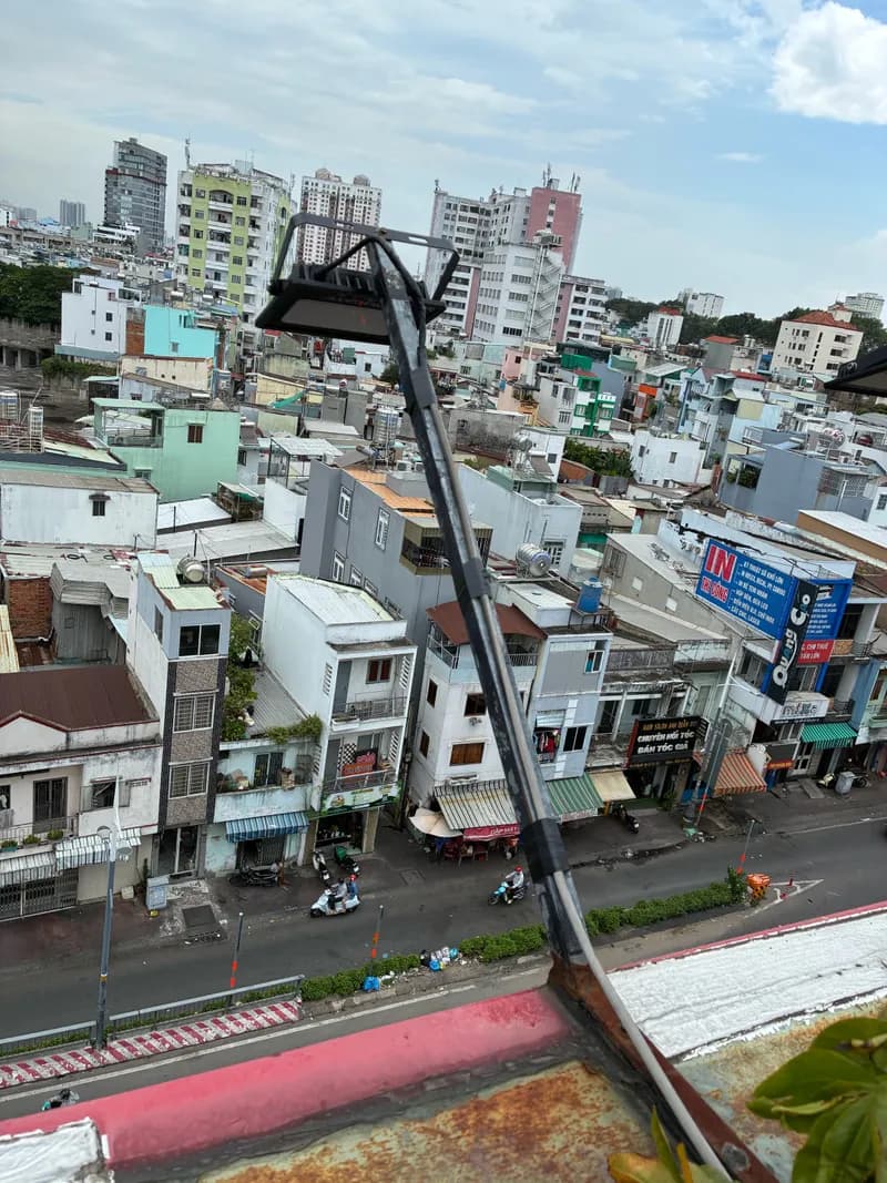 Thay thế hệ thống đèn LED chiếu sáng tại Quận 1 tại Quận 1